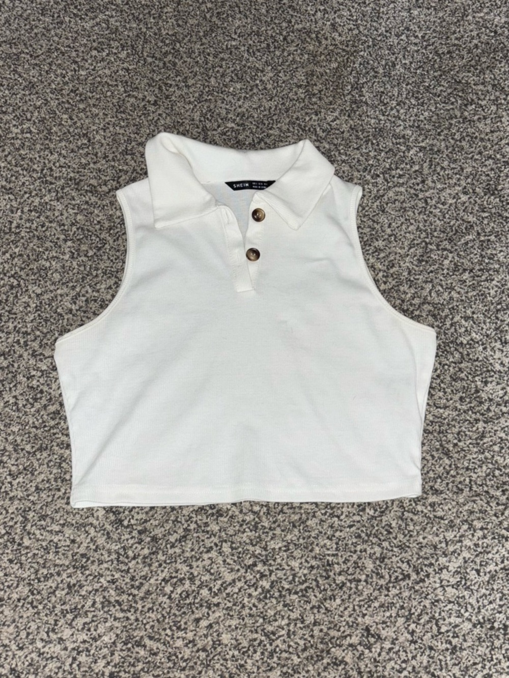 SHEIN White Sleeveless Collared Crop Tank with Button Placket